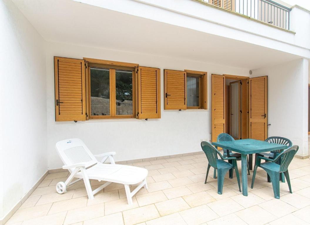 Blue Area Apartments - Fromhometosalento Torre dell'Orso Eksteriør billede